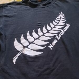 Black New Zealand Fern T-Shirt
